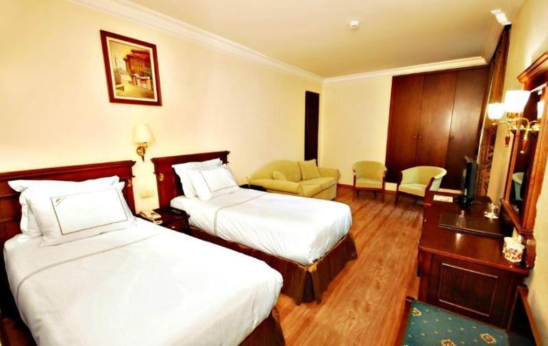 Golden Crown Hotel 3*