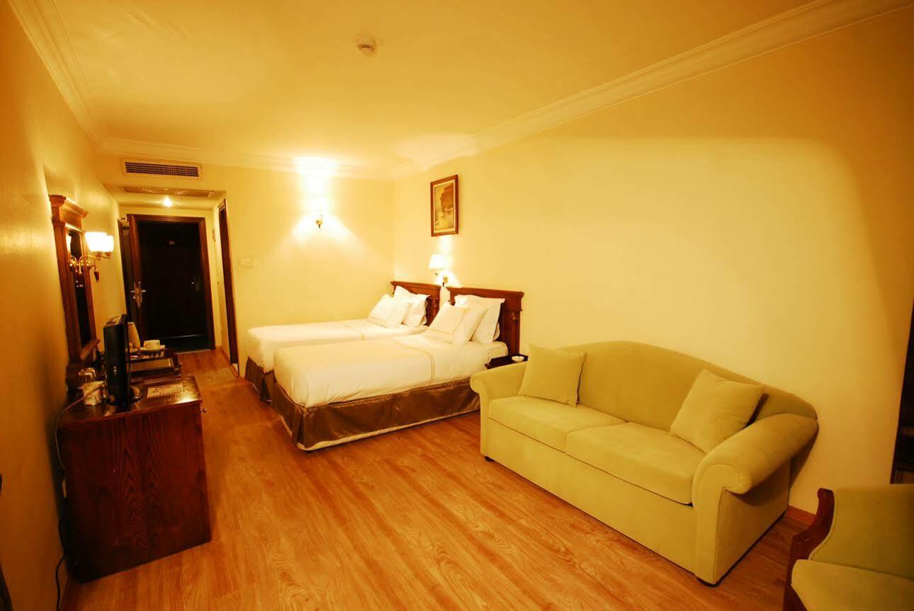 Hotel Golden Crown Istanboel